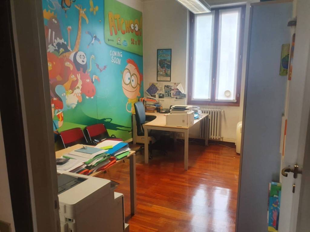 Ufficio in Affitto Regina Margherita Milano - 3