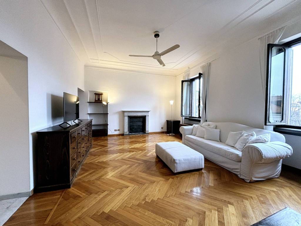 Appartamento in Affitto Francesco Baracca Milano - 2